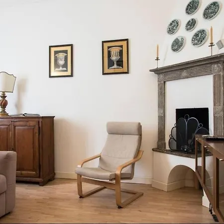 Joivy Classic Flat Near Basilica Di Sant'ambrogio * Milão